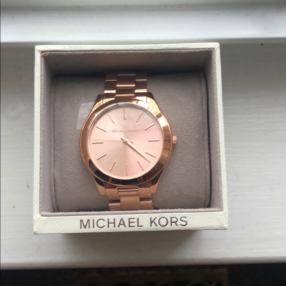 Michael kors watch - Picture 3 of 5